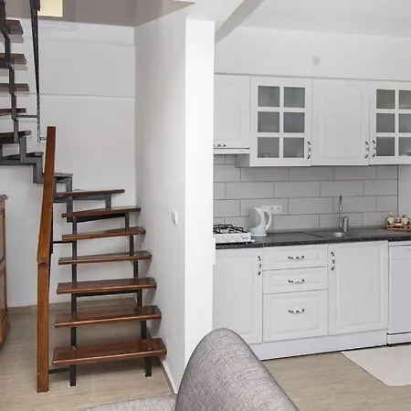 Cozy Duplex With Fascinating View In Yalikavak