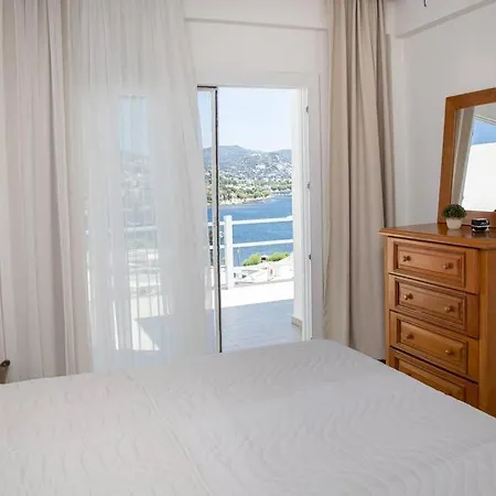 Cozy Duplex With Fascinating View In Yalikavak *